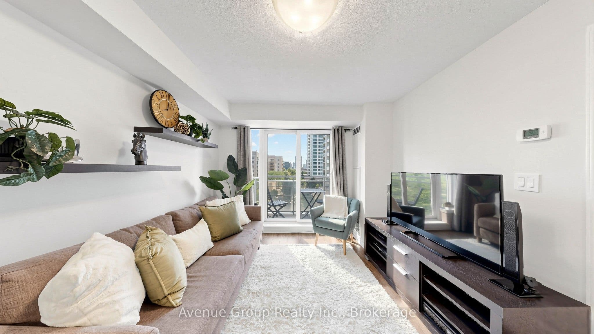 19 Barberry Place 513, Toronto, ON M2K 3E3