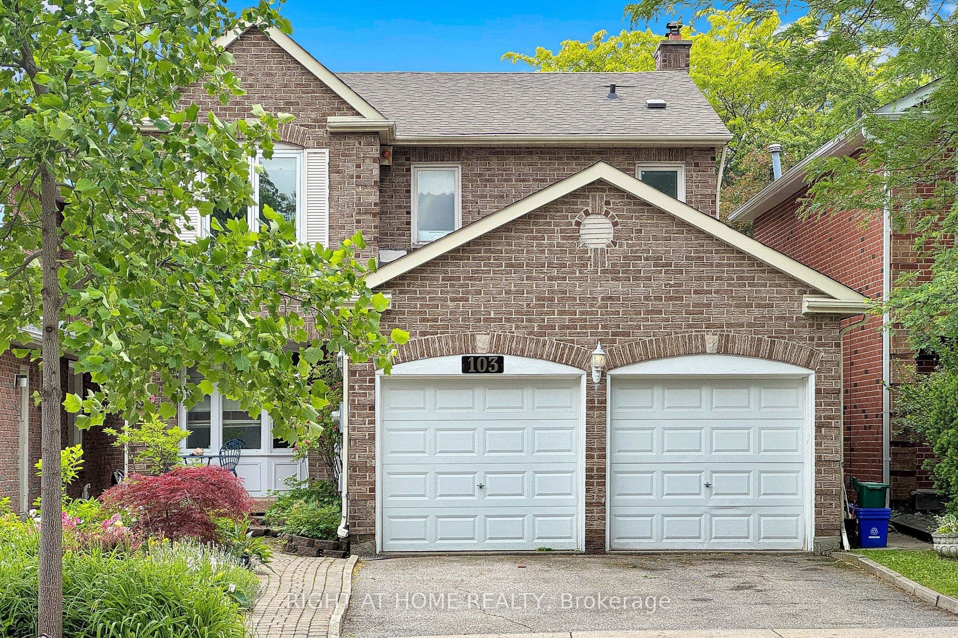 103 Heatherton Way, Vaughan, ON L4J 3E7