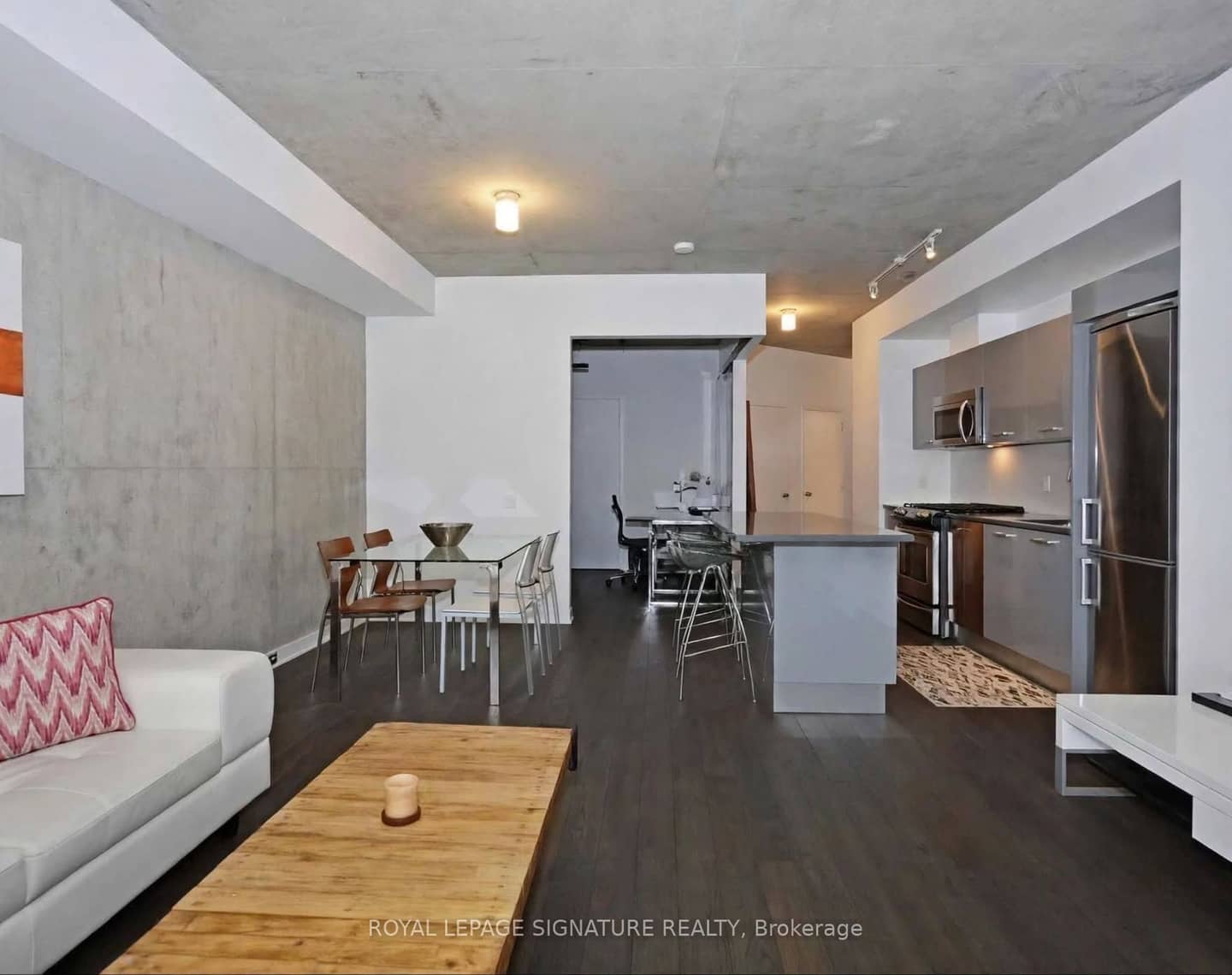319 Carlaw Avenue 310, Toronto, ON M4M 0A4