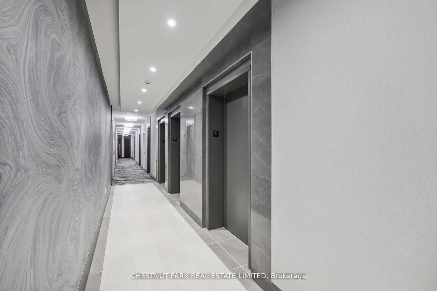 85 Bloor Street E 1014, Toronto, ON M4W 3Y1