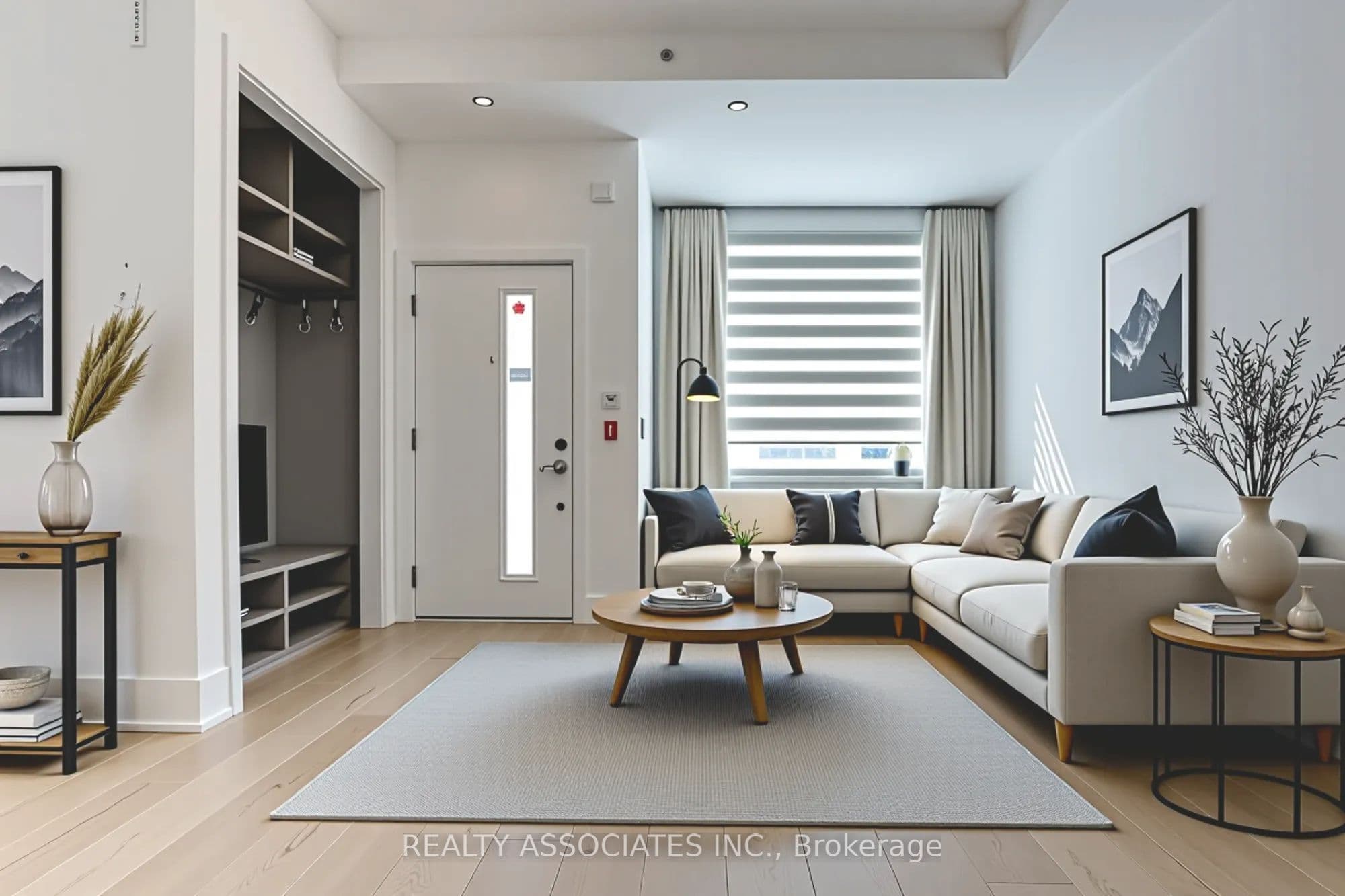 270 Davenport Road TH3, Toronto, ON M5R 0C1