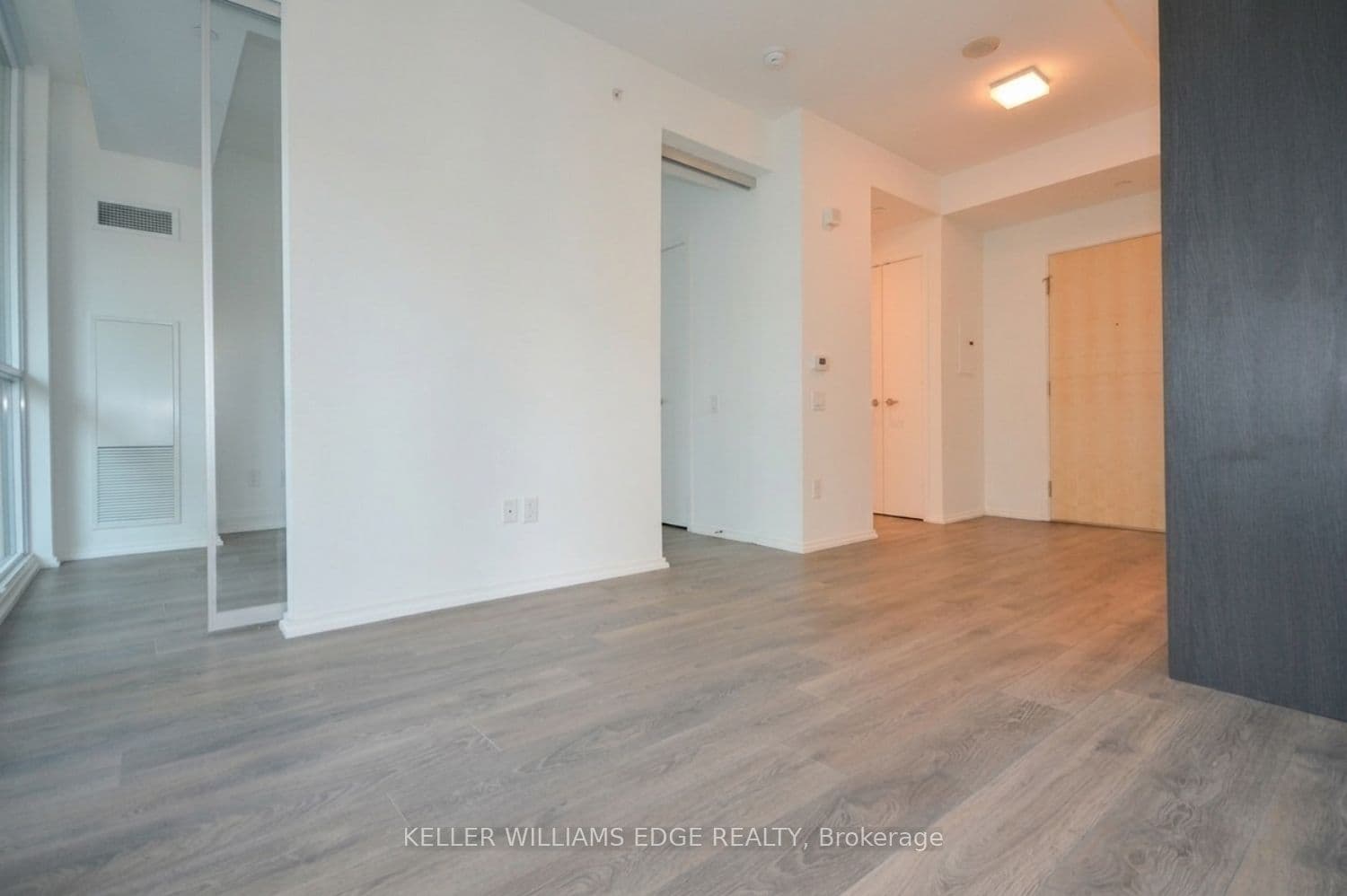 45 Charles Street E 4005, Toronto, ON M4Y 0B8