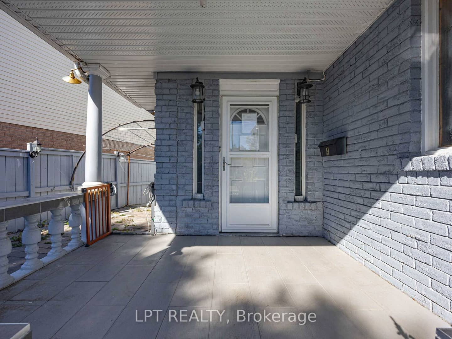 4 Shepmore Terrace, Toronto, ON M1B 3H4