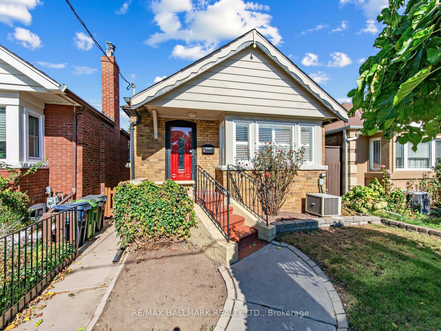 224 O' Connor Drive, Toronto, ON M4J 2T4