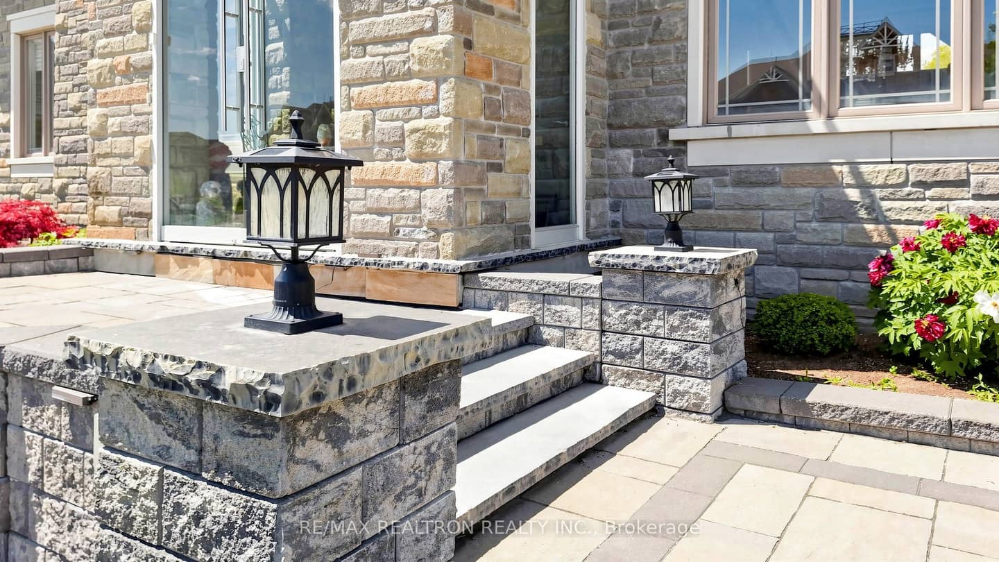 28 Sam Davis Court, Whitchurch-Stouffville, ON L4A 4R4