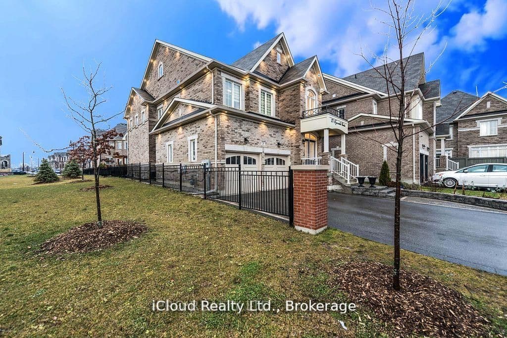 27 Tysonville Circle, Brampton, ON L7A 4A6