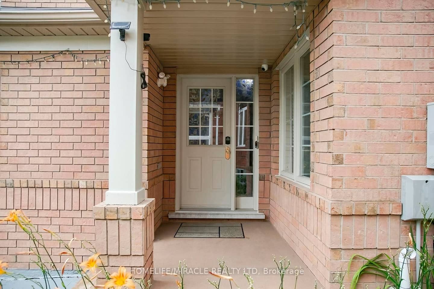 81 Narrow Valley Crescent, Brampton, ON L6R 2M4