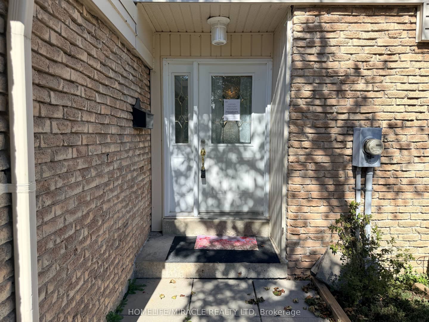 52 Robbie Crescent, Ajax, ON L1S 3N2