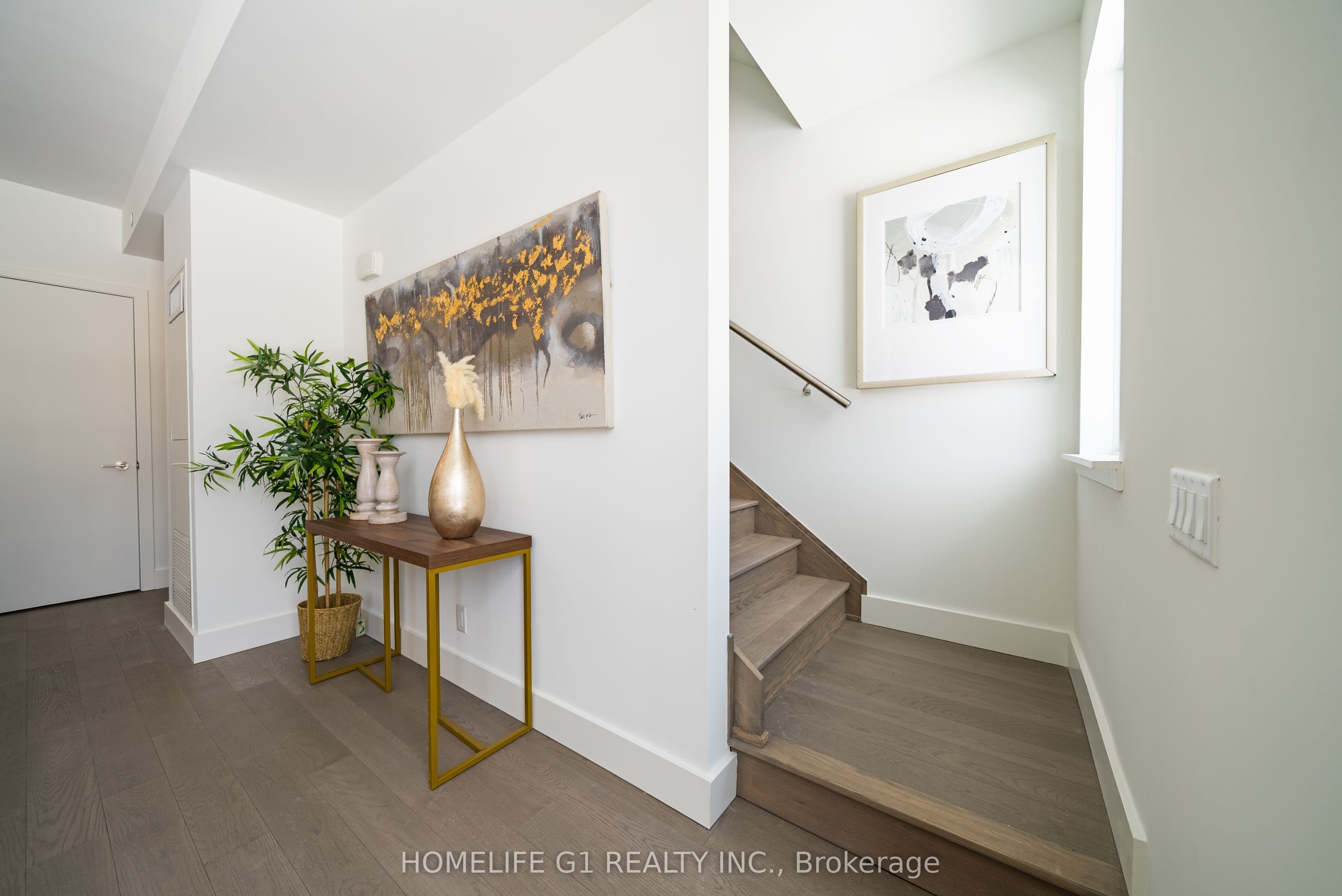 6 Greenbriar Road 116, Toronto, ON M2K 0H6