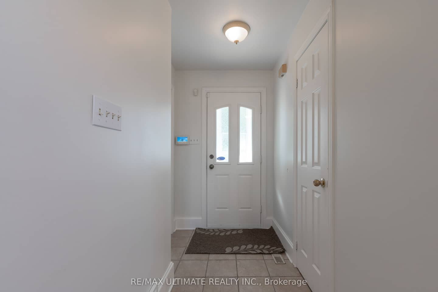 6 Redberry Parkway, Toronto, ON M6L 2J5