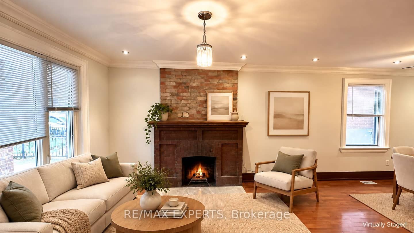26 Grandville Avenue, Toronto, ON M6N 4T9