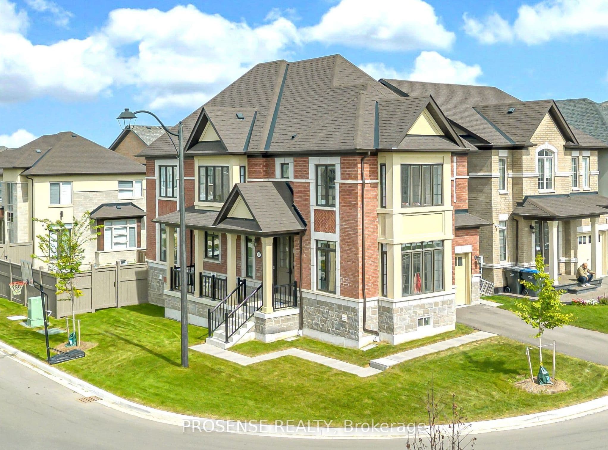 45 Keyworth Crescent, Brampton, ON L6R 4E8