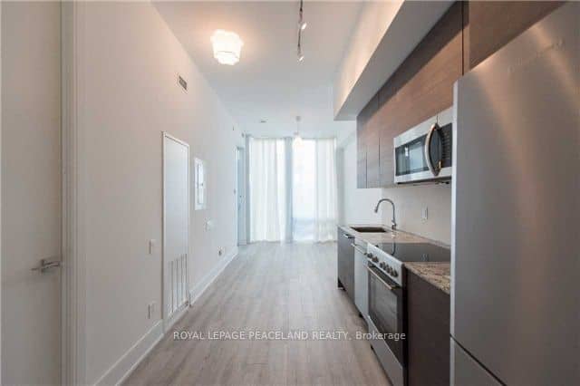 28 Wellesley Street E 3604, Toronto, ON M4Y 0C4