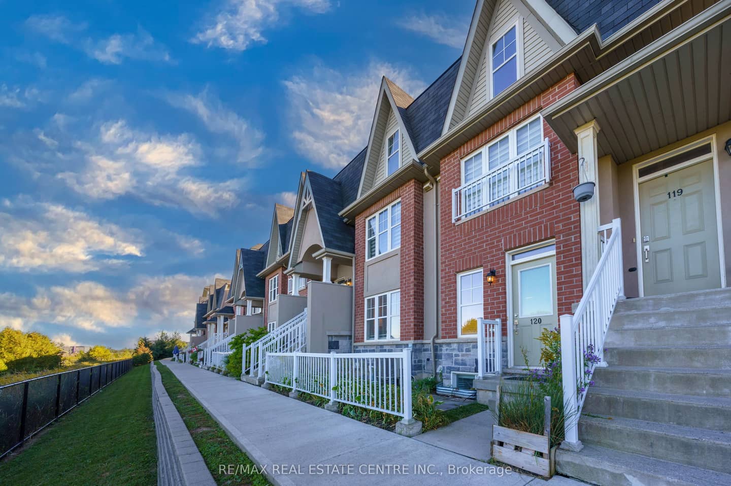 1380 Costigan Road 120, Milton, ON L9T 8L2