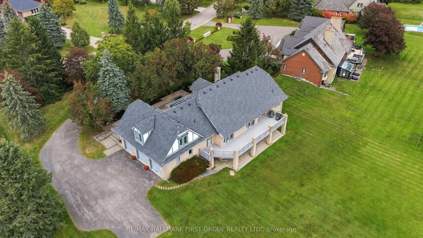 17 Buggey Lane, Ajax, ON L1Z 1X4