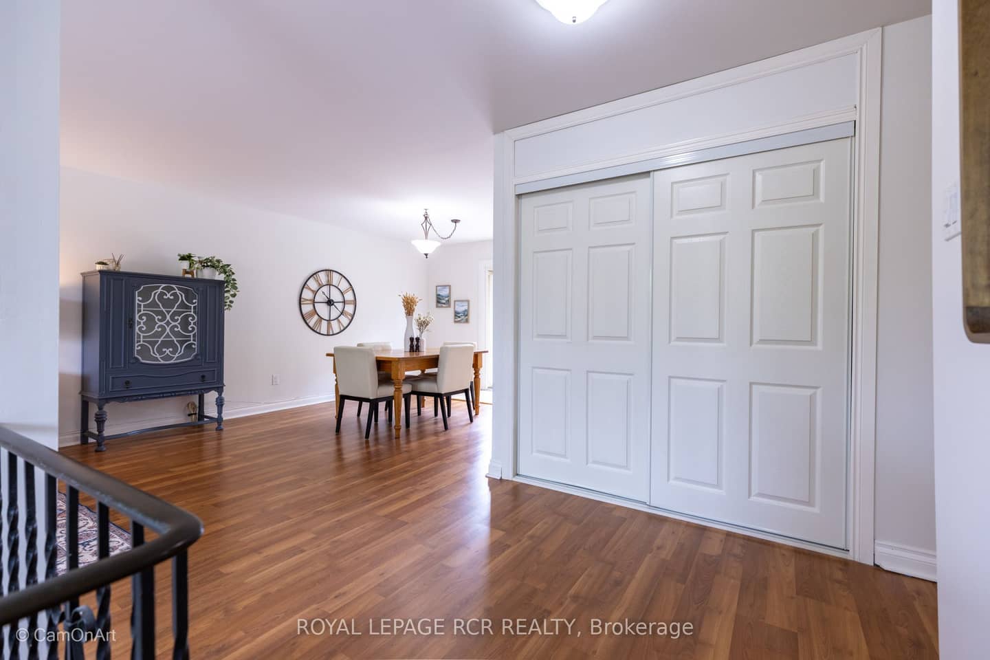 364 Dixon Boulevard, Newmarket, ON L3Y 5C4