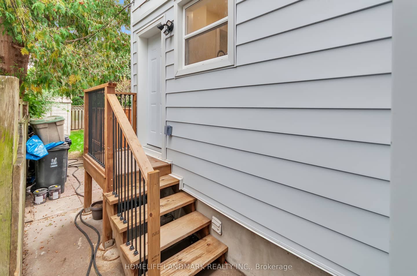 26 Queensdale Avenue, Toronto, ON M4J 1X9