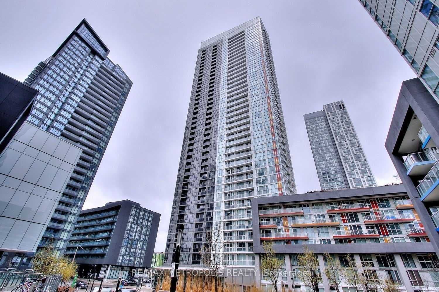 85 Queens Wharf Road 307, Toronto, ON M5V 0J9