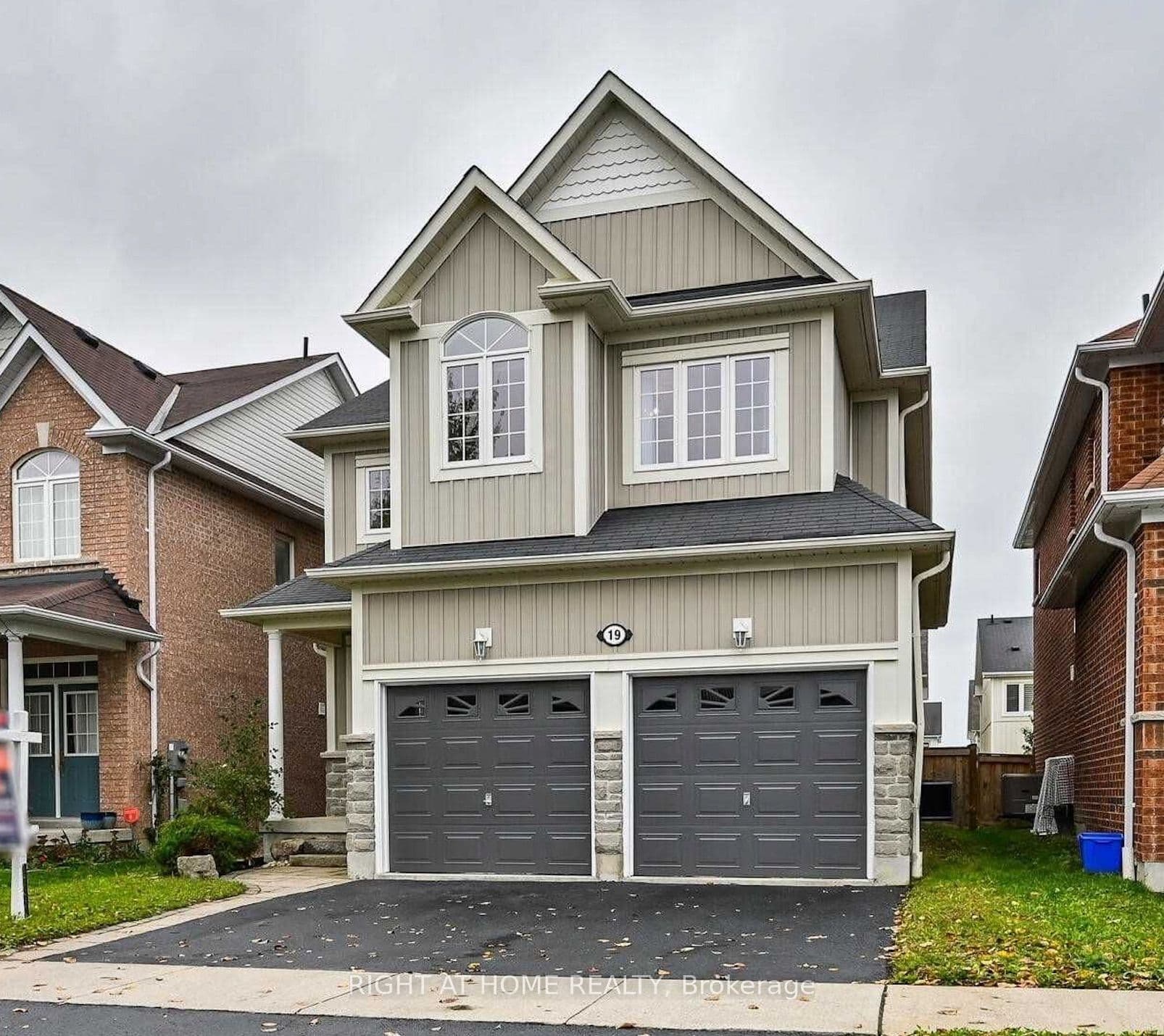 19 Shrewsbury Drive, Whitby, ON L1M 0E2