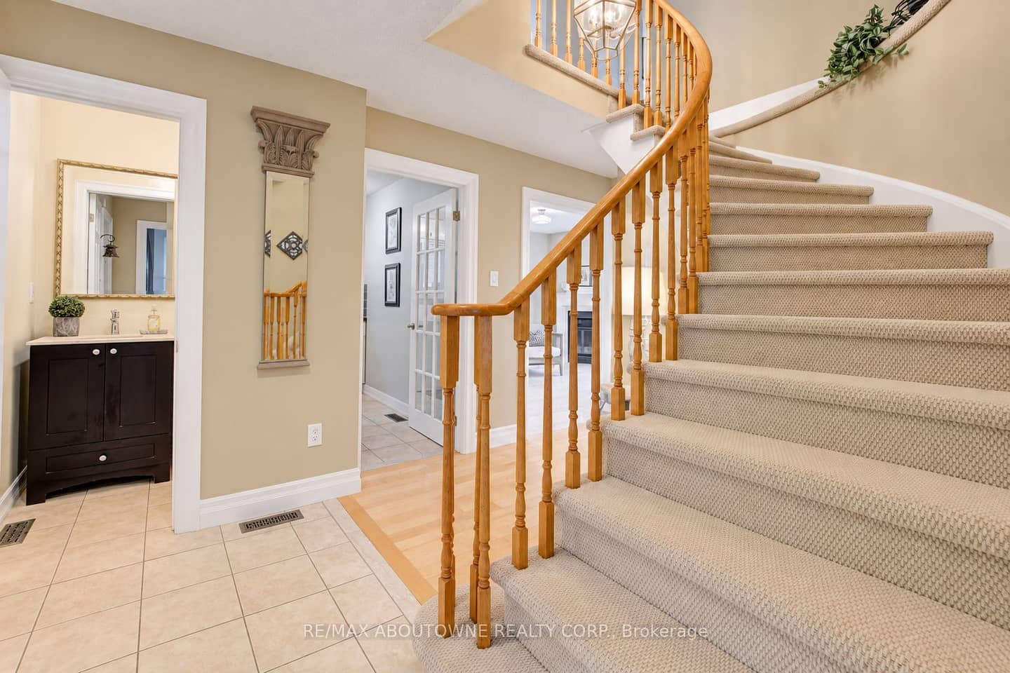 3668 Colonial Drive, Mississauga, ON L5L 4N7