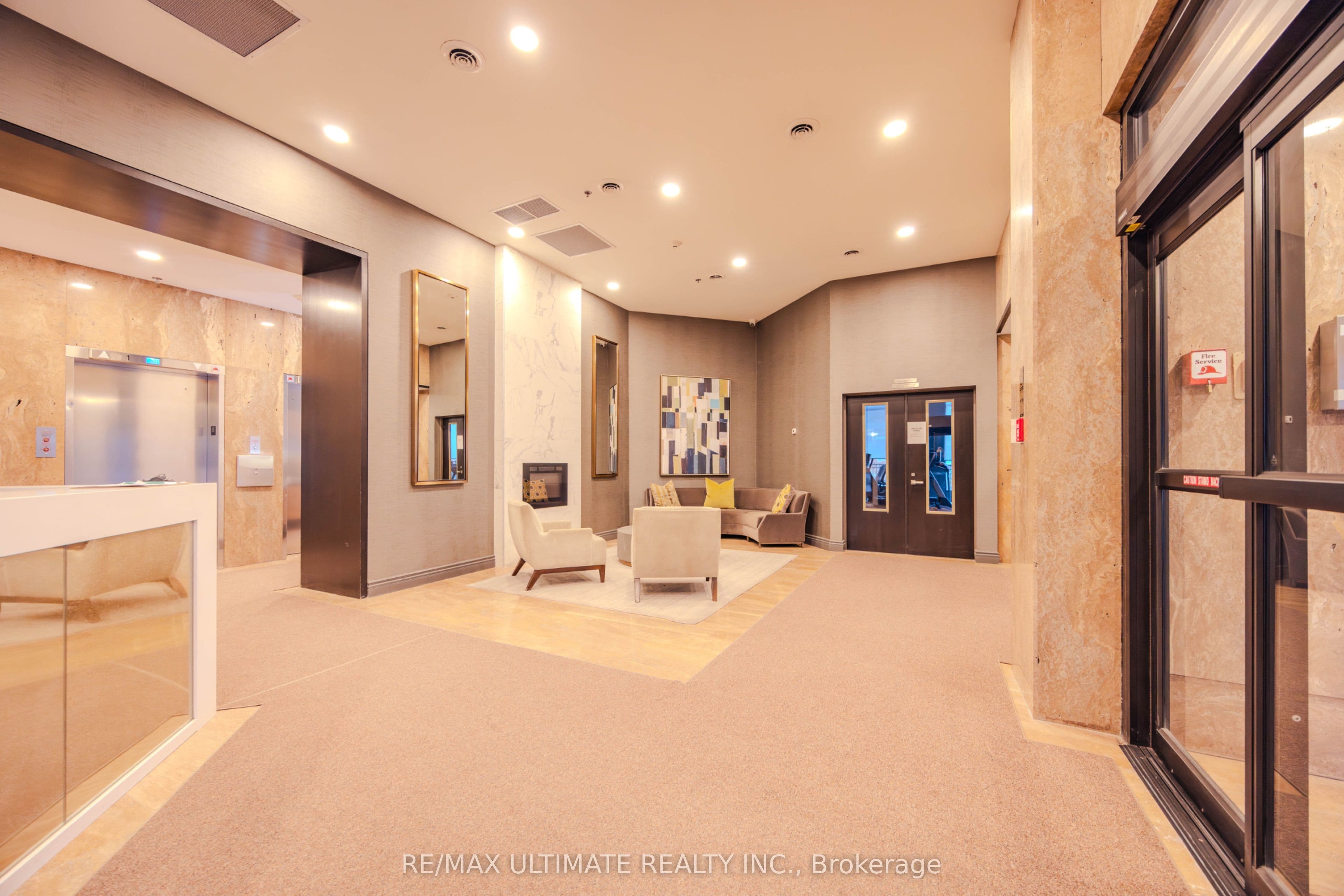 240 Heath Street W 201, Toronto, ON M5P 3L5