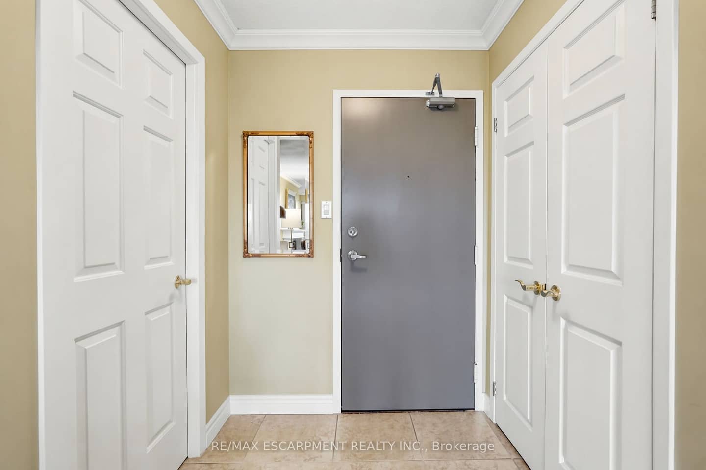 1201 North Shore Boulevard E 1003, Burlington, ON L7S 1Z5