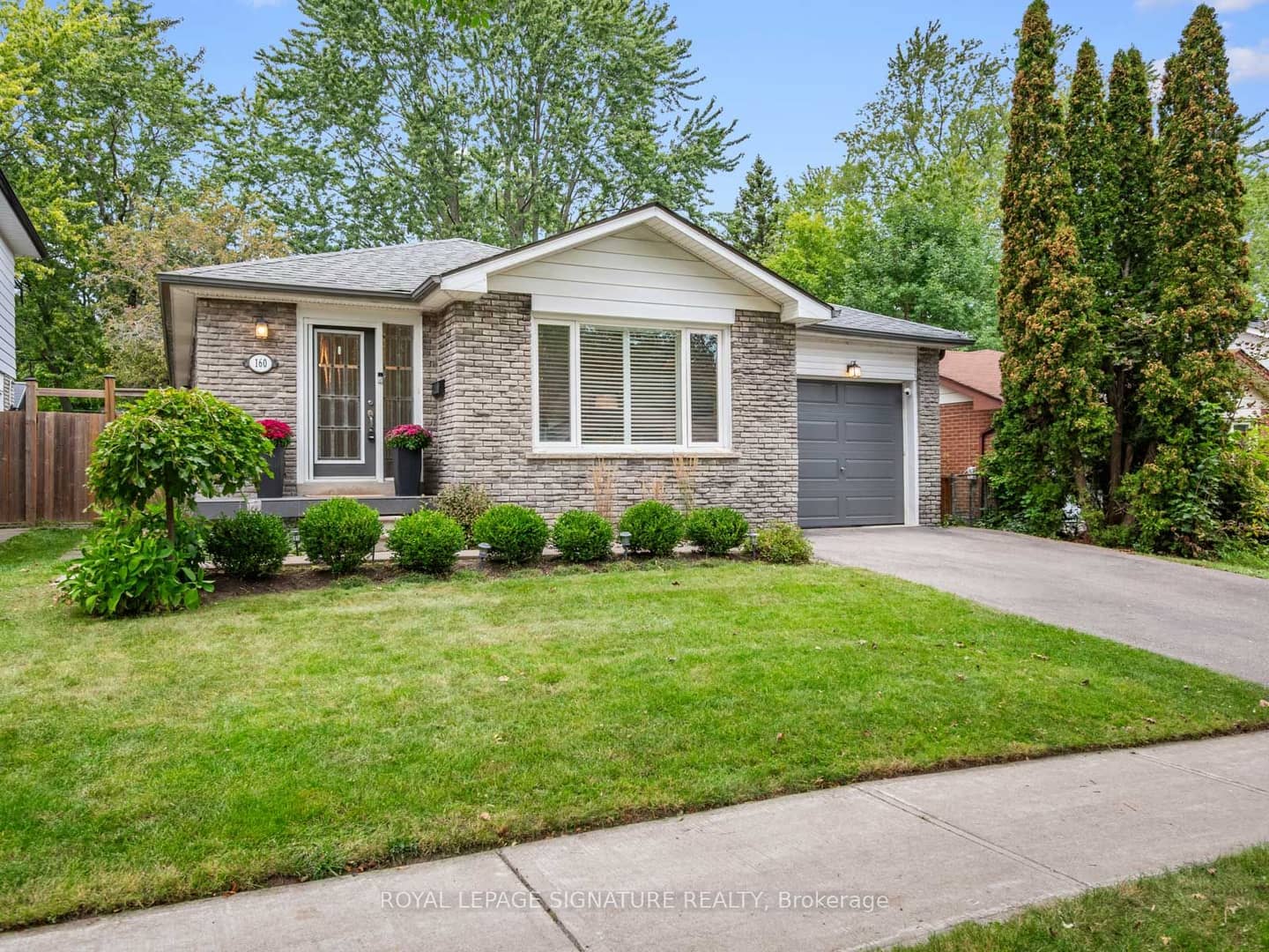 160 Holmcrest Trail, Toronto, ON M1C 1V9