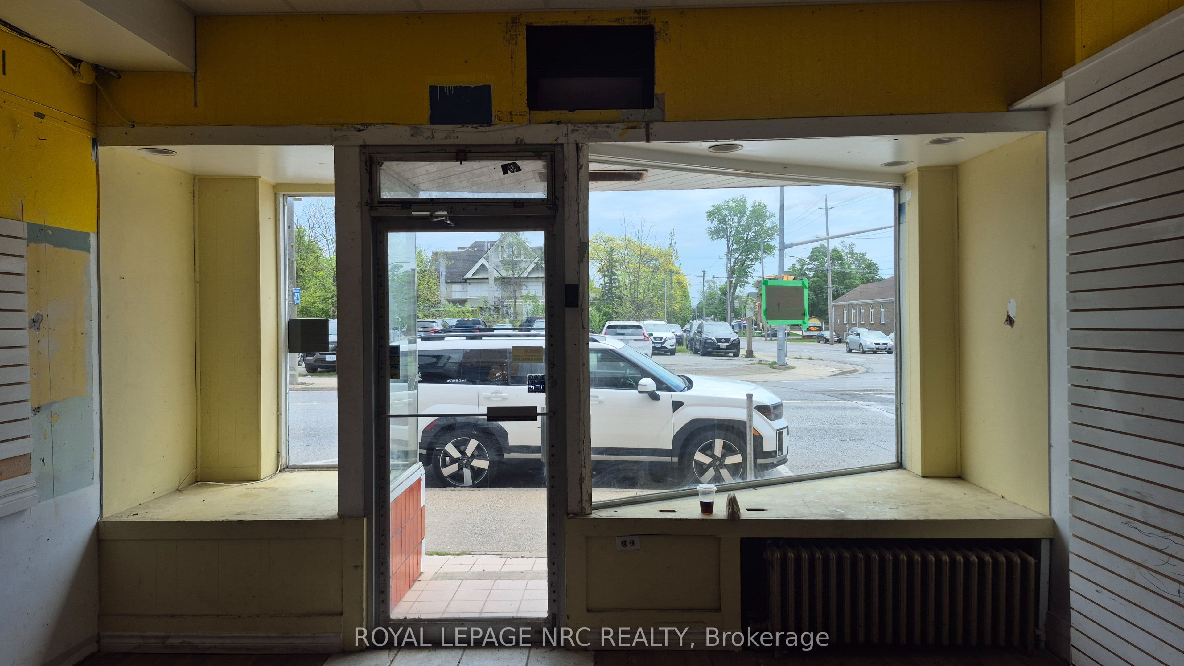 232 EAST MAIN Street 234, Welland, ON L3B 3W9