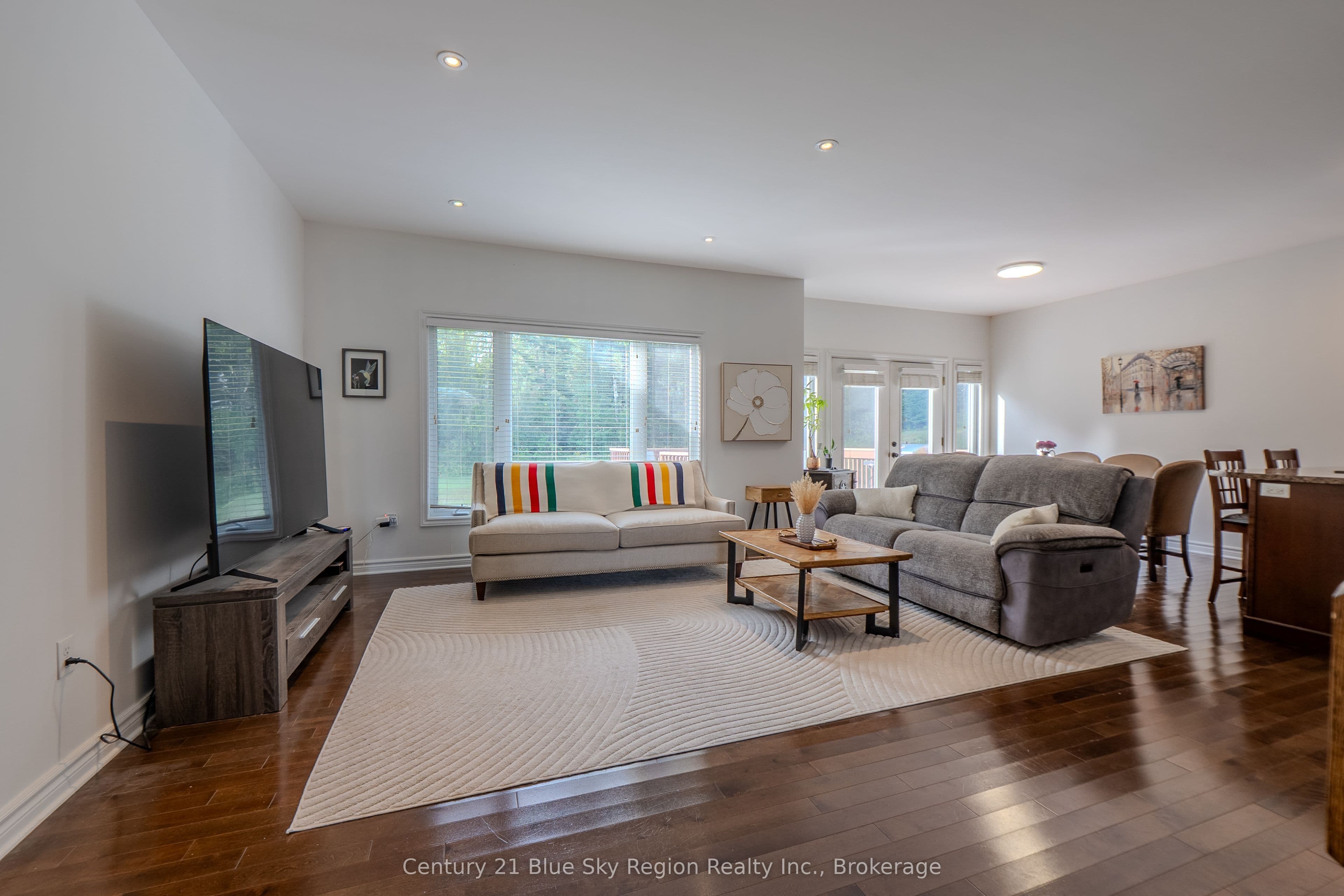 24 Osprey Crescent, Callander, ON P0H 1H0