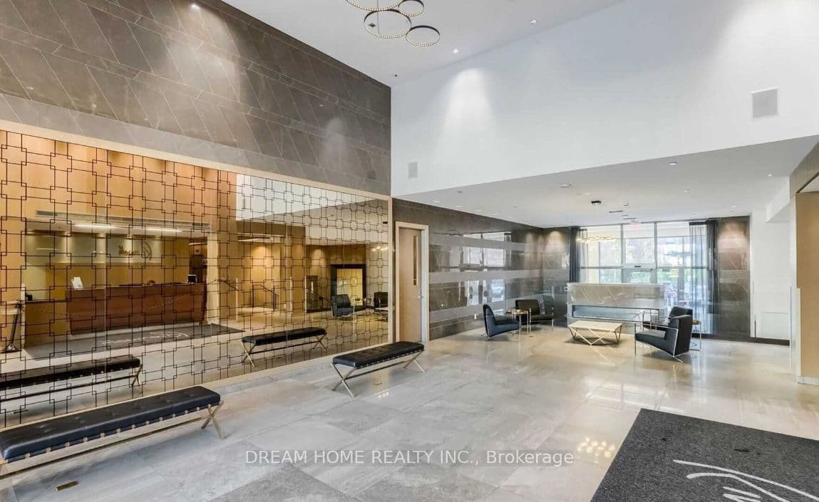 28 uptown Drive PH03, Markham, ON L3R 5M8
