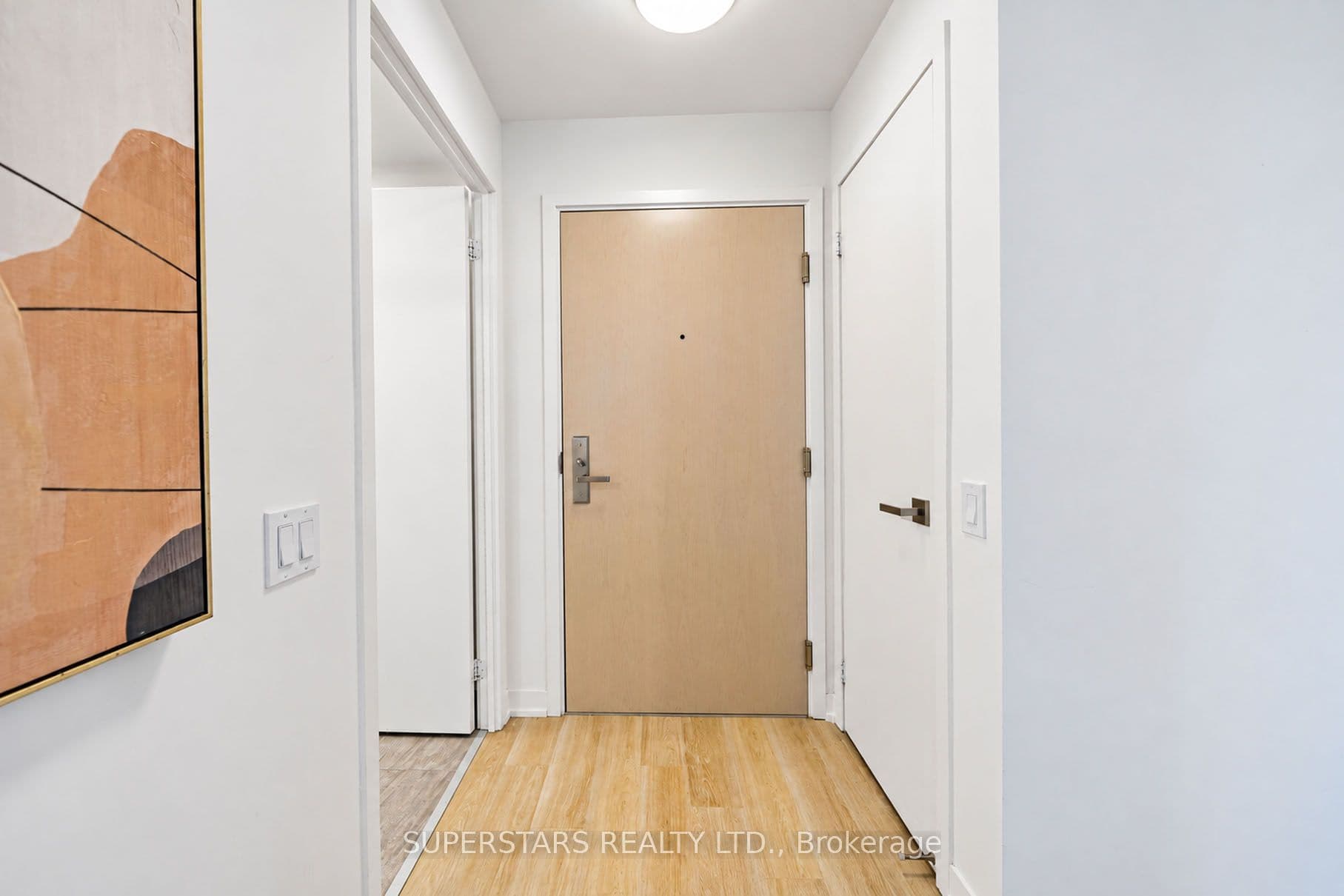 500 Wilson Avenue 519, Toronto, ON M3H 0E5