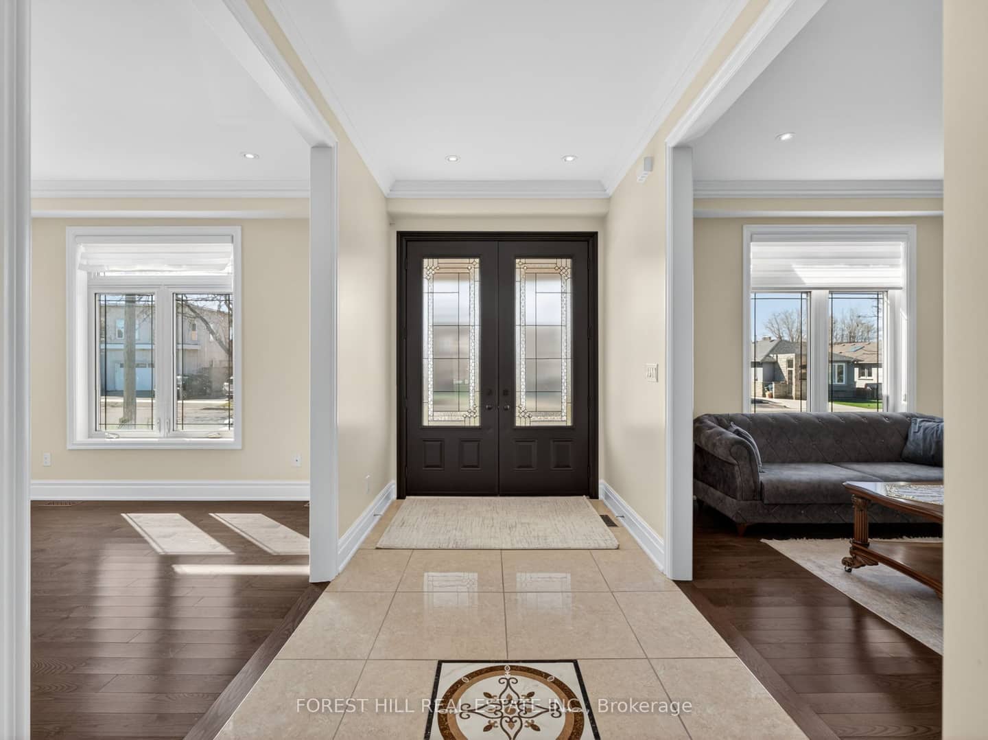 114 Regent Road, Toronto, ON M3K 1H4