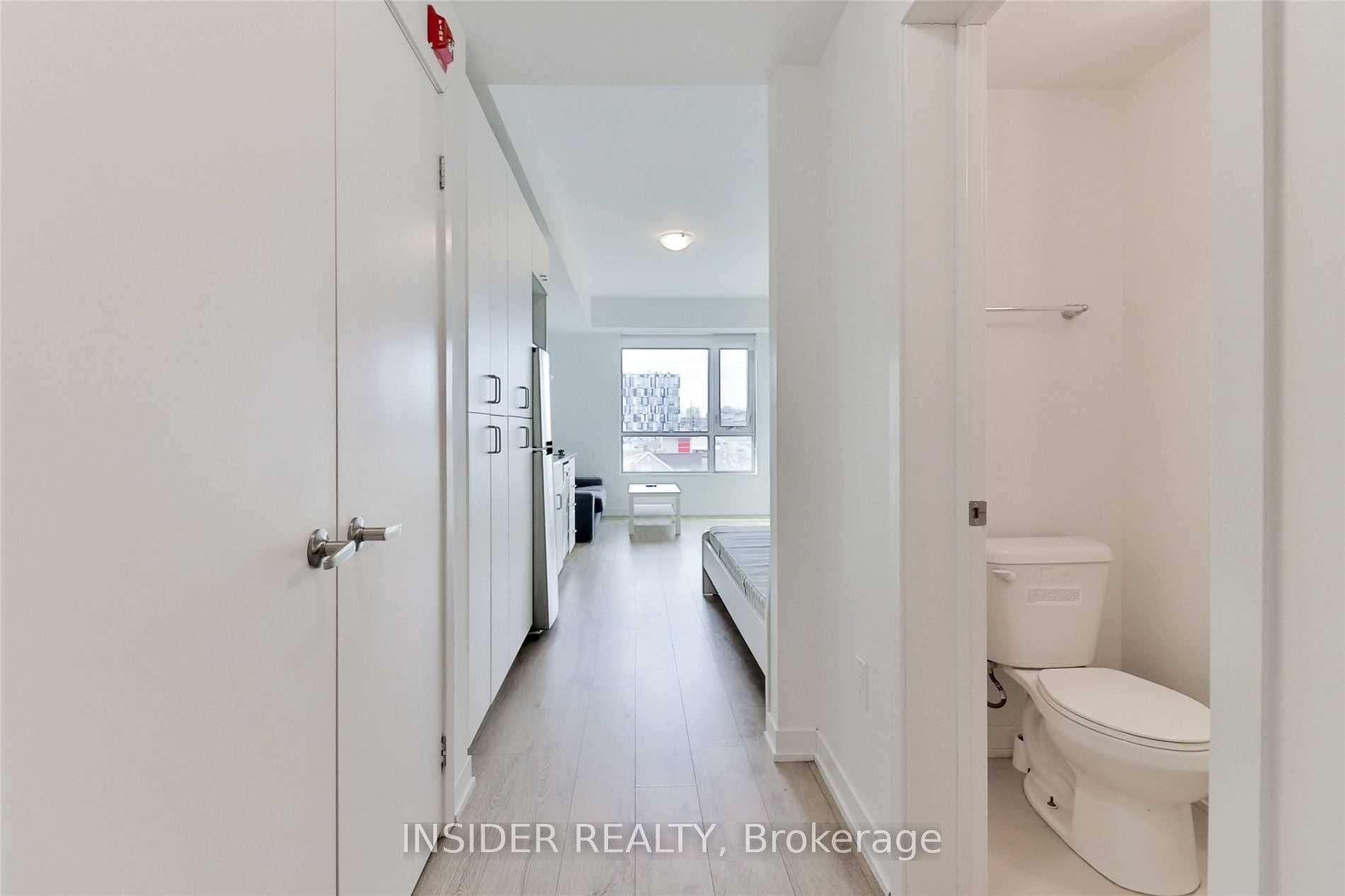 1800 Simcoe Street N 311, Oshawa, ON L1G 0C2