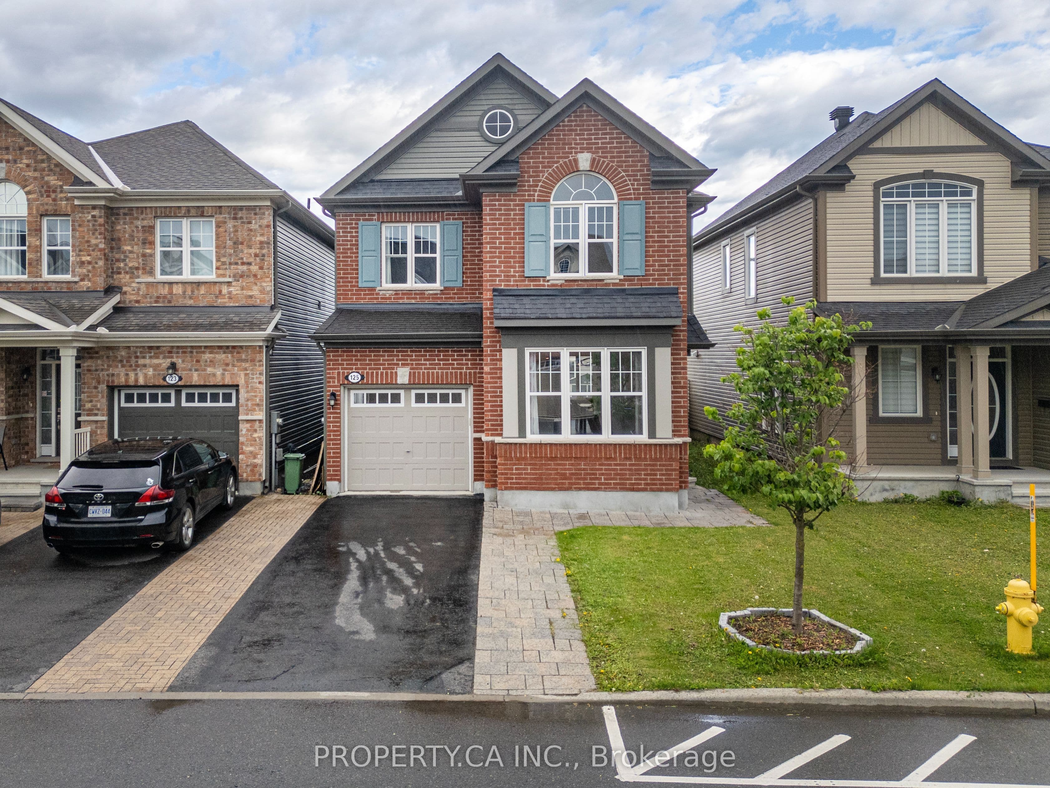 125 Sweetvalley Drive, Orleans - Cumberland and Area, ON K4A 1A4