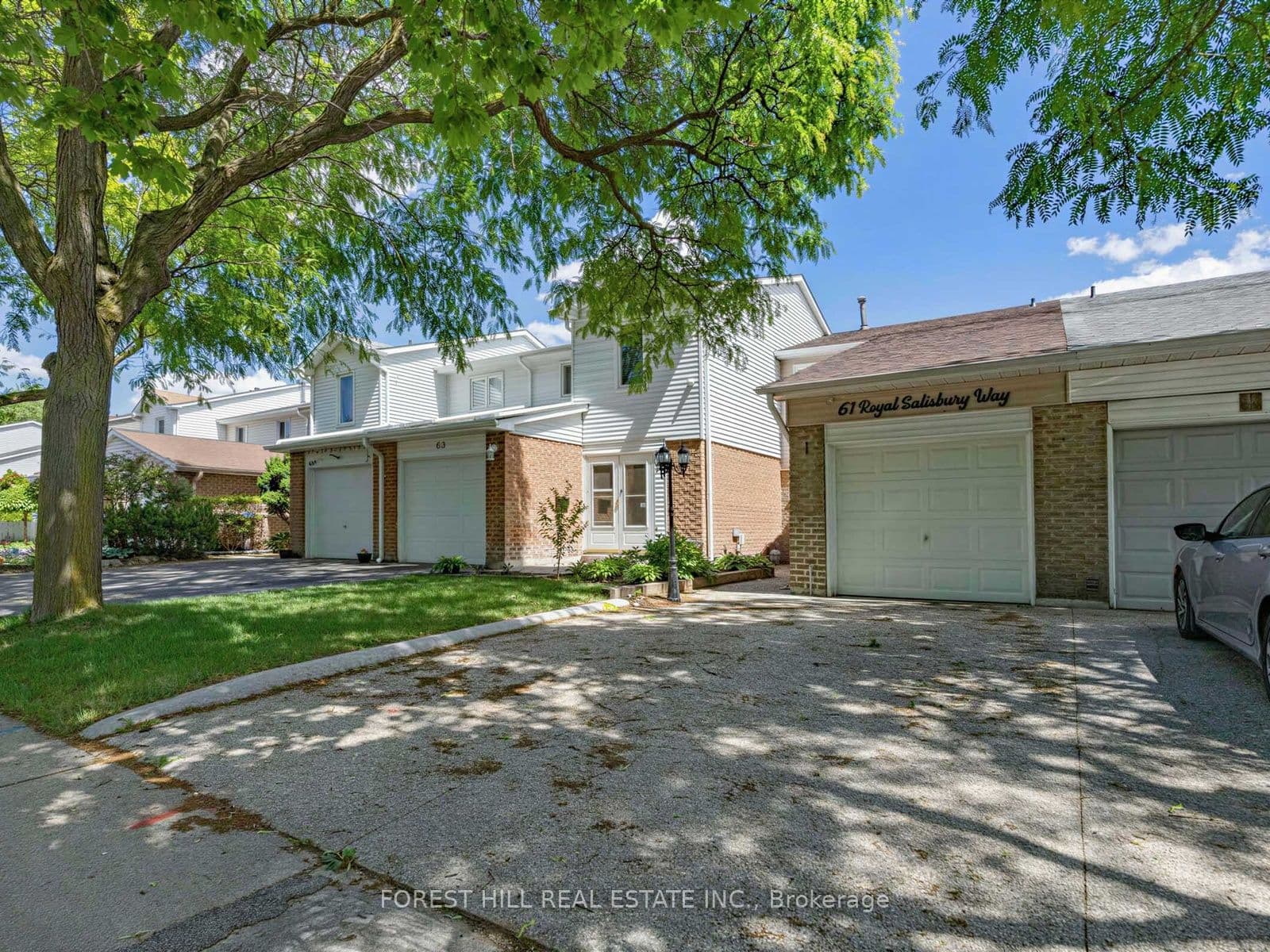 61 Royal Salisbury Way, Brampton, ON L6V 3J3