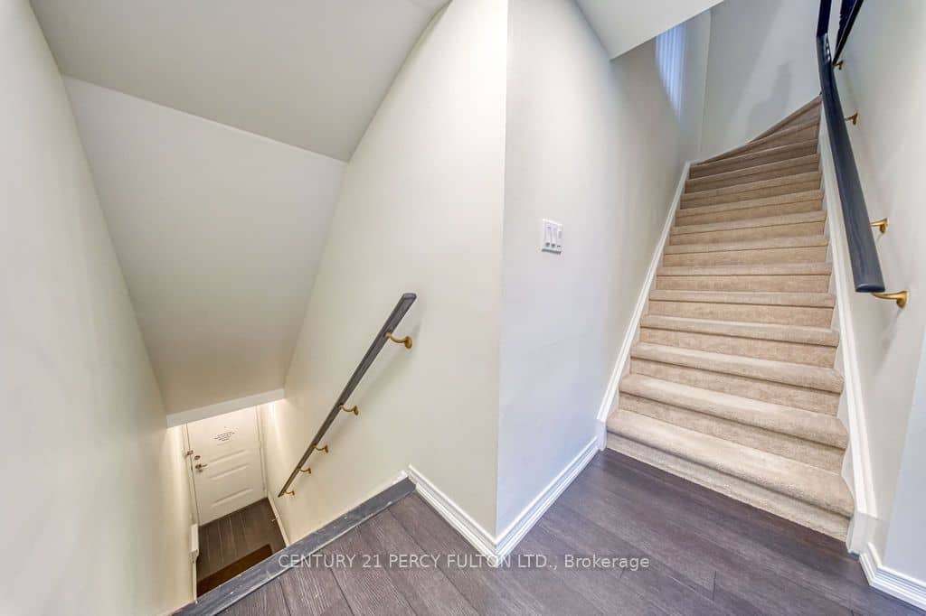 90 Orchid Place Drive 304, Toronto, ON M1B 0C4