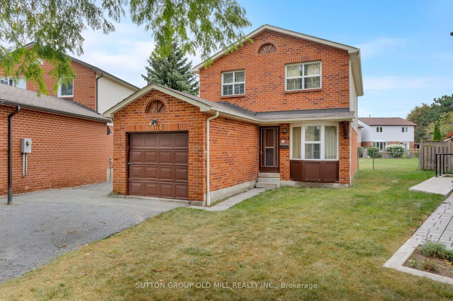 6364 Plowmans Heath, Mississauga, ON L5N 3W1