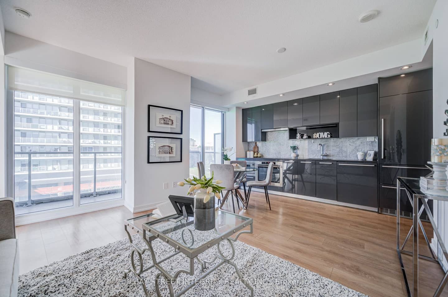117 McMahon Drive 303, Toronto, ON M2K 0E4
