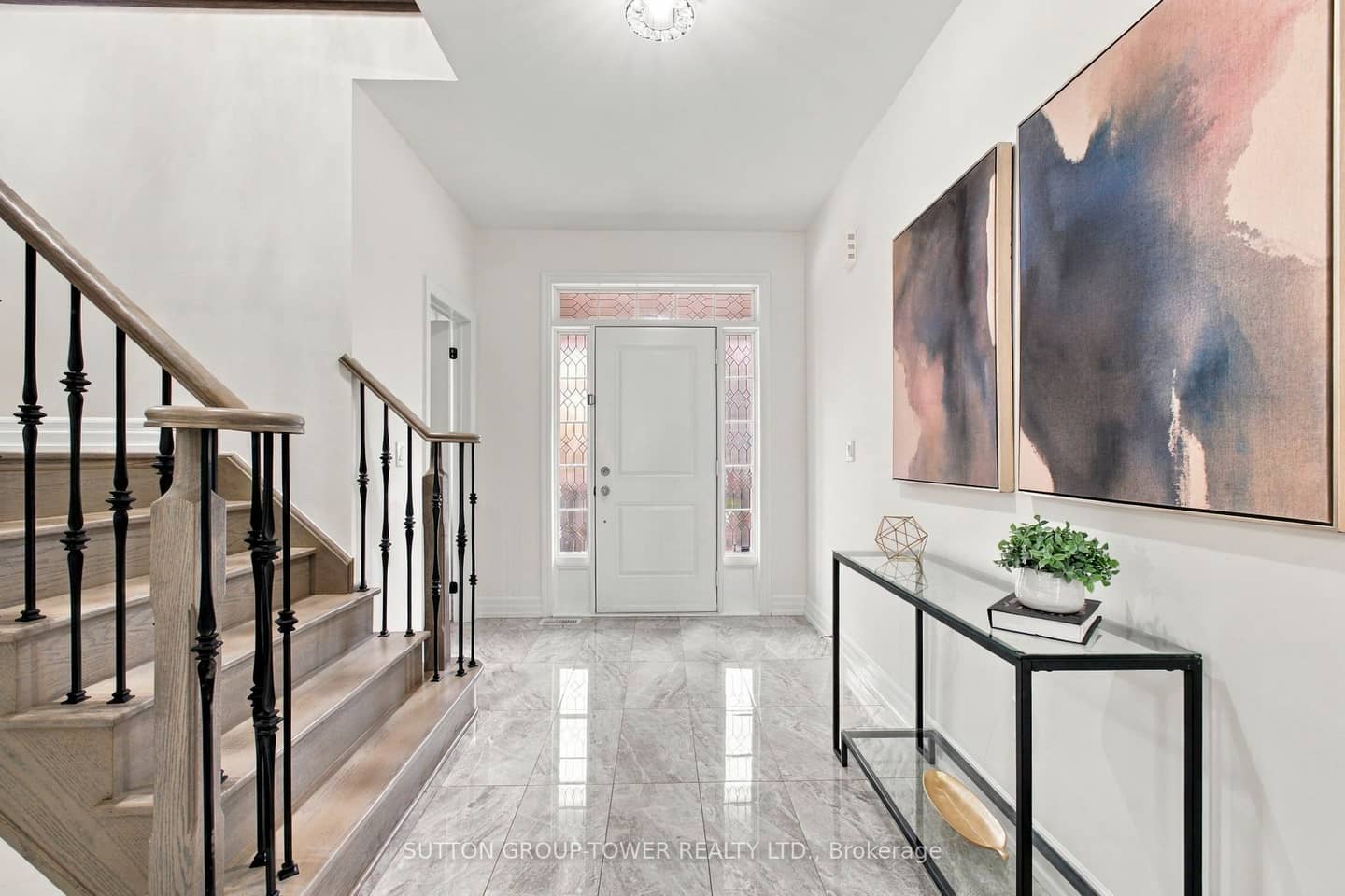 32 Cyprus Glen, East Gwillimbury, ON L9N 0S8