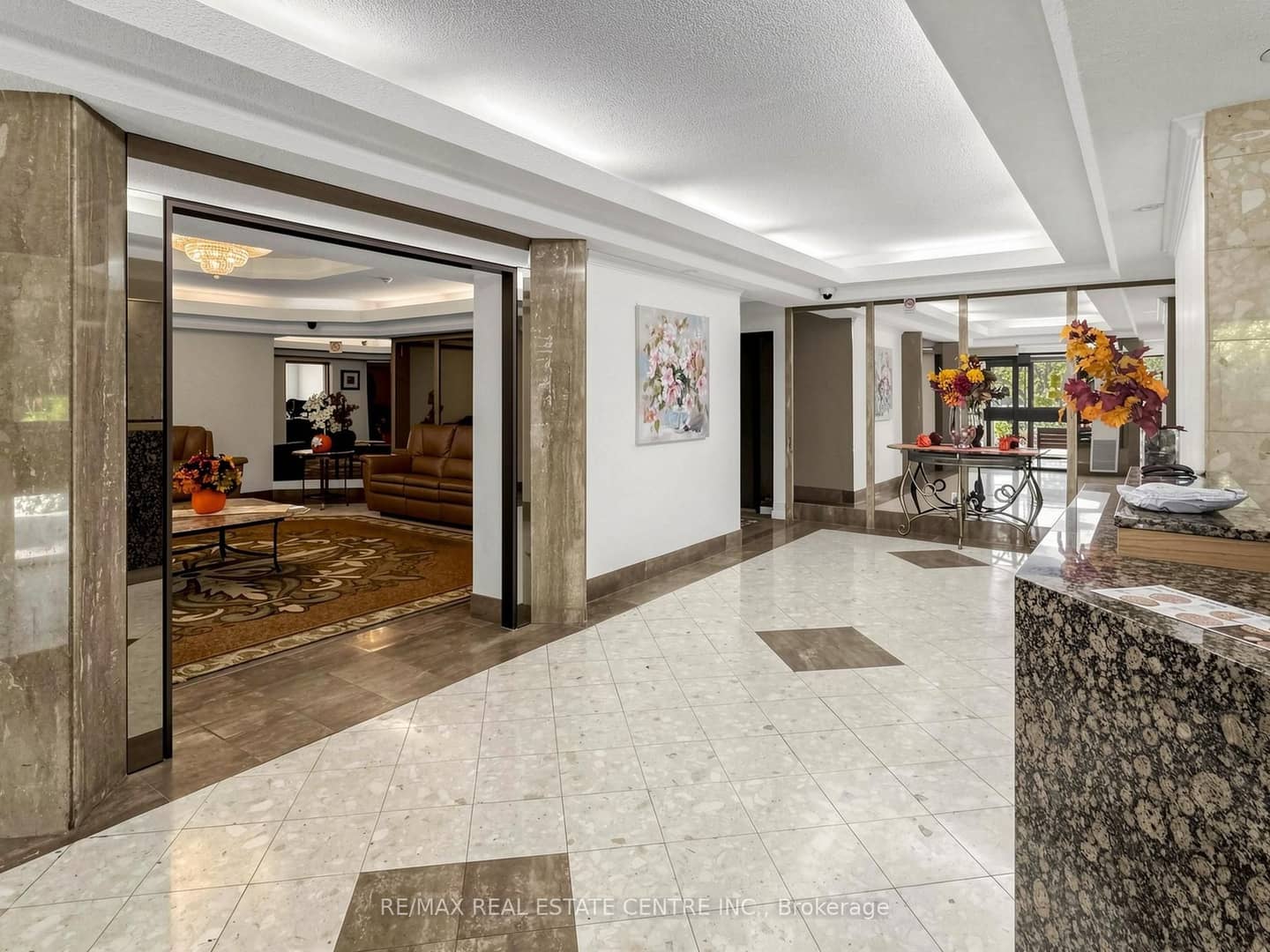 100 Antibes Drive 207, Toronto, ON M2R 3N1