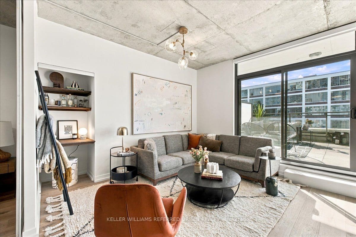 319 Carlaw Avenue 317, Toronto, ON M4M 0A4