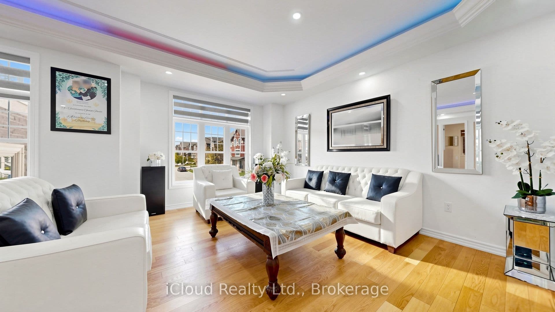193 THORNBUSH Boulevard E, Brampton, ON L7A 4R7