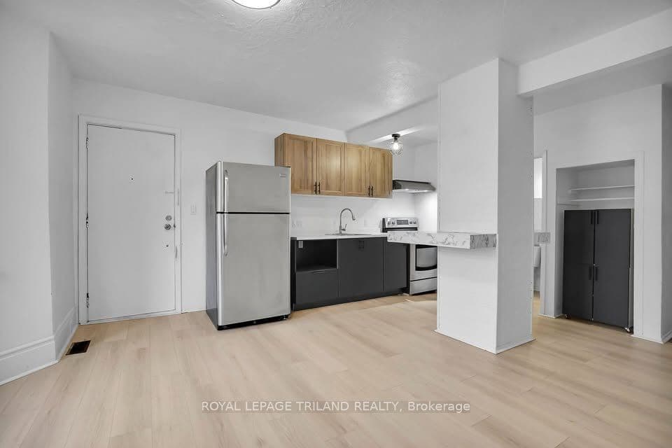 21 Jessie Street 2, St. Thomas, ON N5P 1P7