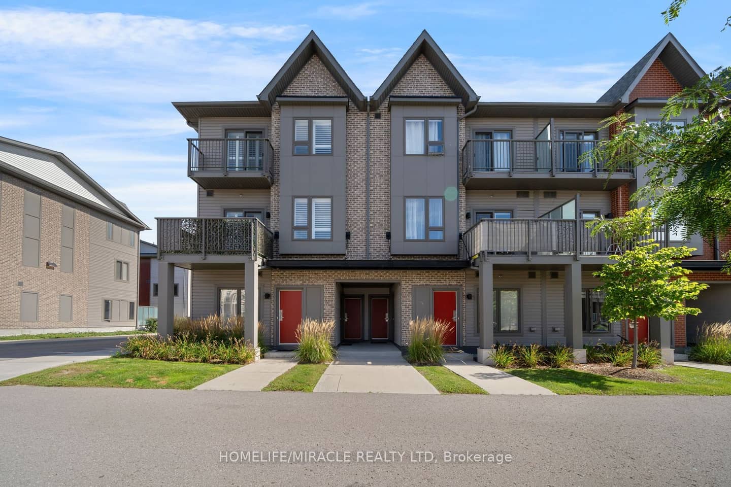 2635 WILLIAM JACKSON Drive 104, Pickering, ON L1X 0L2