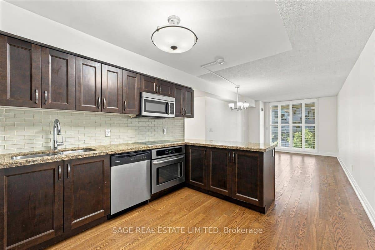 565 Wilsom Avenue W204, Toronto, ON M3H 0C6