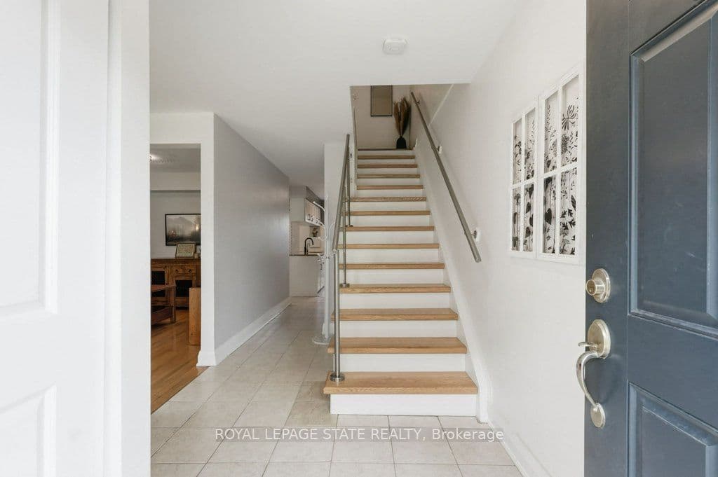 1402 Ghent Avenue, Burlington, ON L7S 1W8