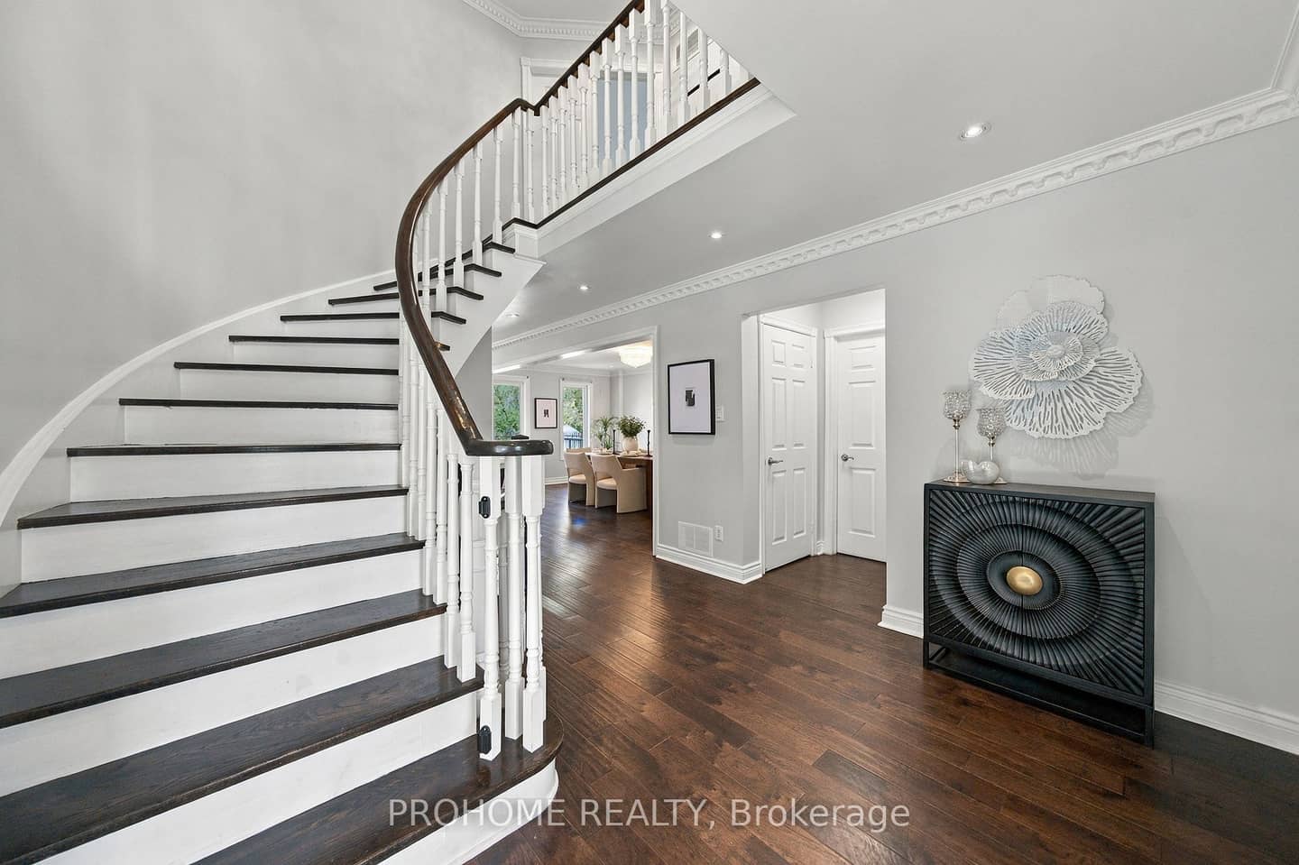 75 Somerset Crescent, Richmond Hill, ON L4C 8N8