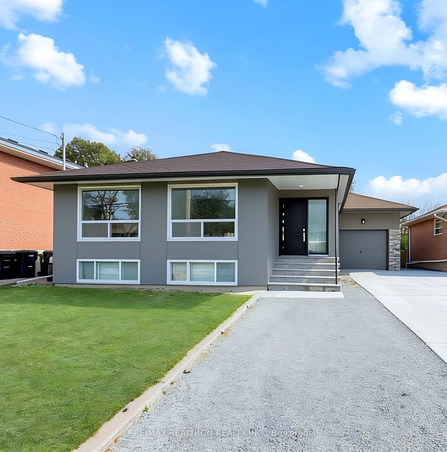 97 Overbrook Place, Toronto, ON M3H 4P5