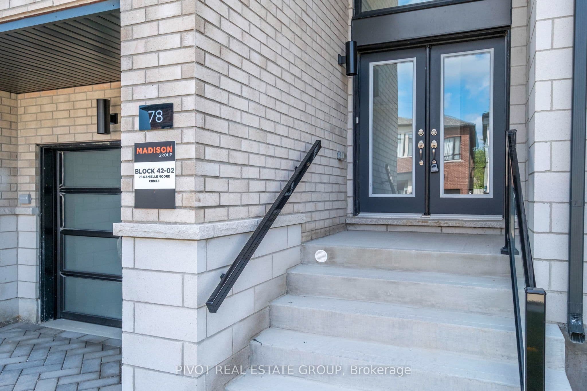 78 Danielle Moore Circle, Toronto, ON M1P 0G9