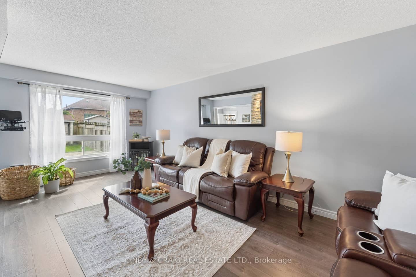 208 Cornish Drive, Clarington, ON L1E 3H4